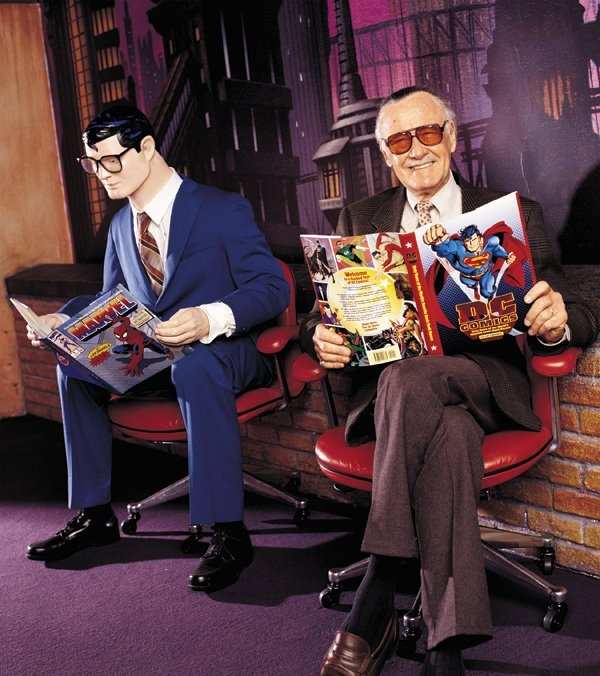 STAN LEE Y CLARK KENT