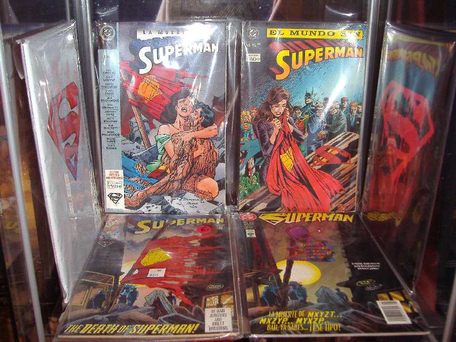 COMICS DE LA MUERTE DE SUPERMAN