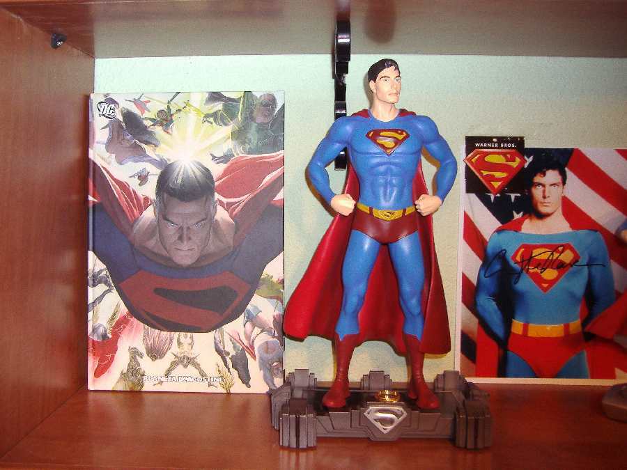 FIGURA DE SUPERMAN RETURNS