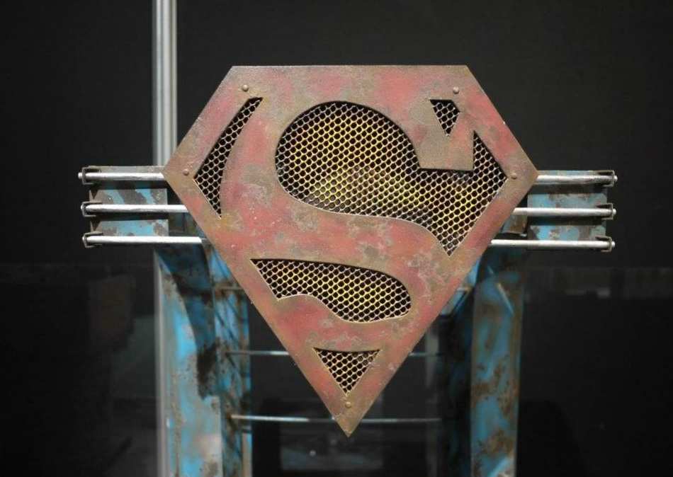 SUPERMAN HOT TOYS