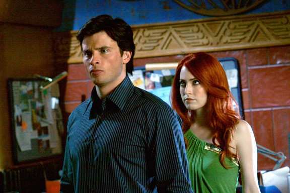 SMALLVILLE INSTINCT