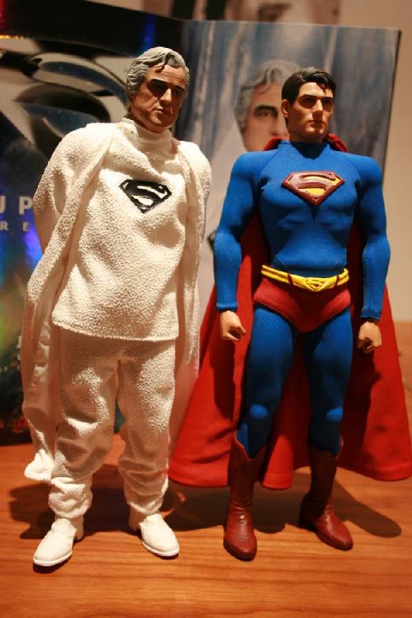 FIGURAS DE SUPERMAN