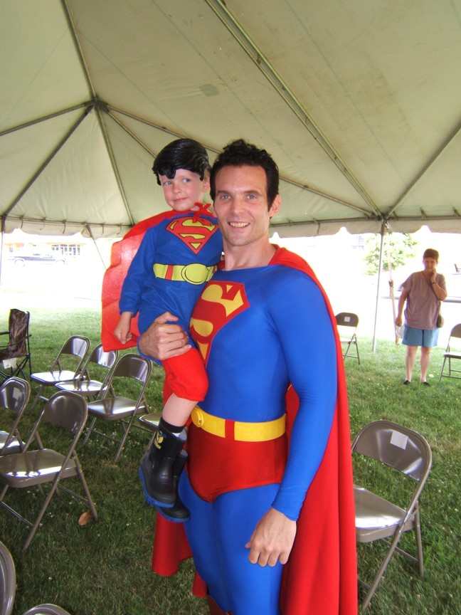 MUSEO DE SUPERMAN EN METROPOLIS, ILLINOIS, USA. NOEL NEILL Y HELEN SLATER