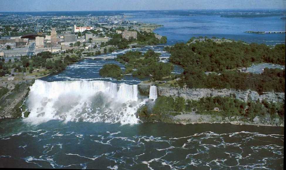 SUPERMAN RETURNS EN NIAGARA FALLS