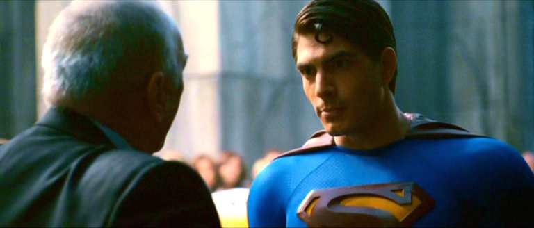 PERRY WHITE Y SUPERMAN