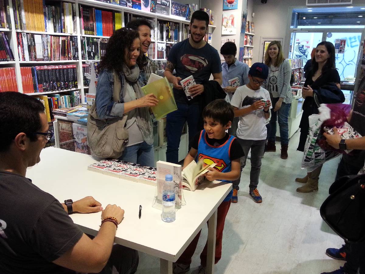 PRESENTACION LIBRO DE JAVIER OLIVARES