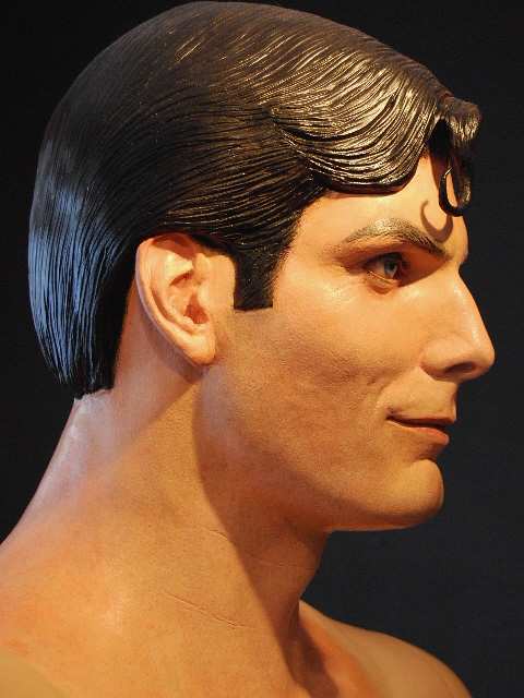 SUPERMAN BUSTO