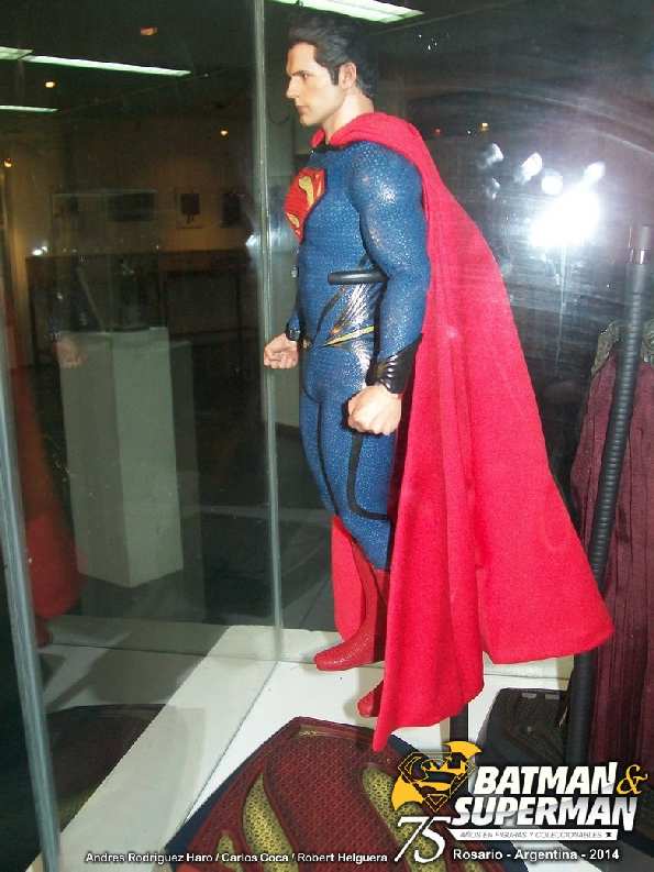 MUESTRA BATMAN SUPERMAN ROSARIO 2014