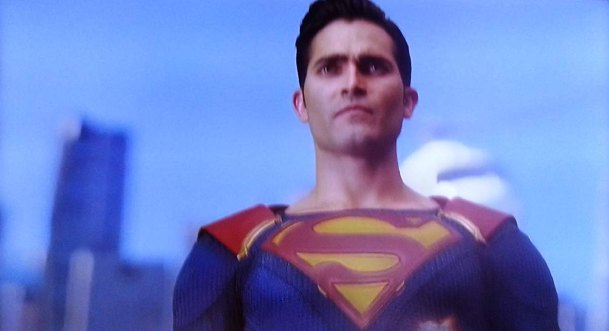 SUPERMAN IN SUPERGIRL