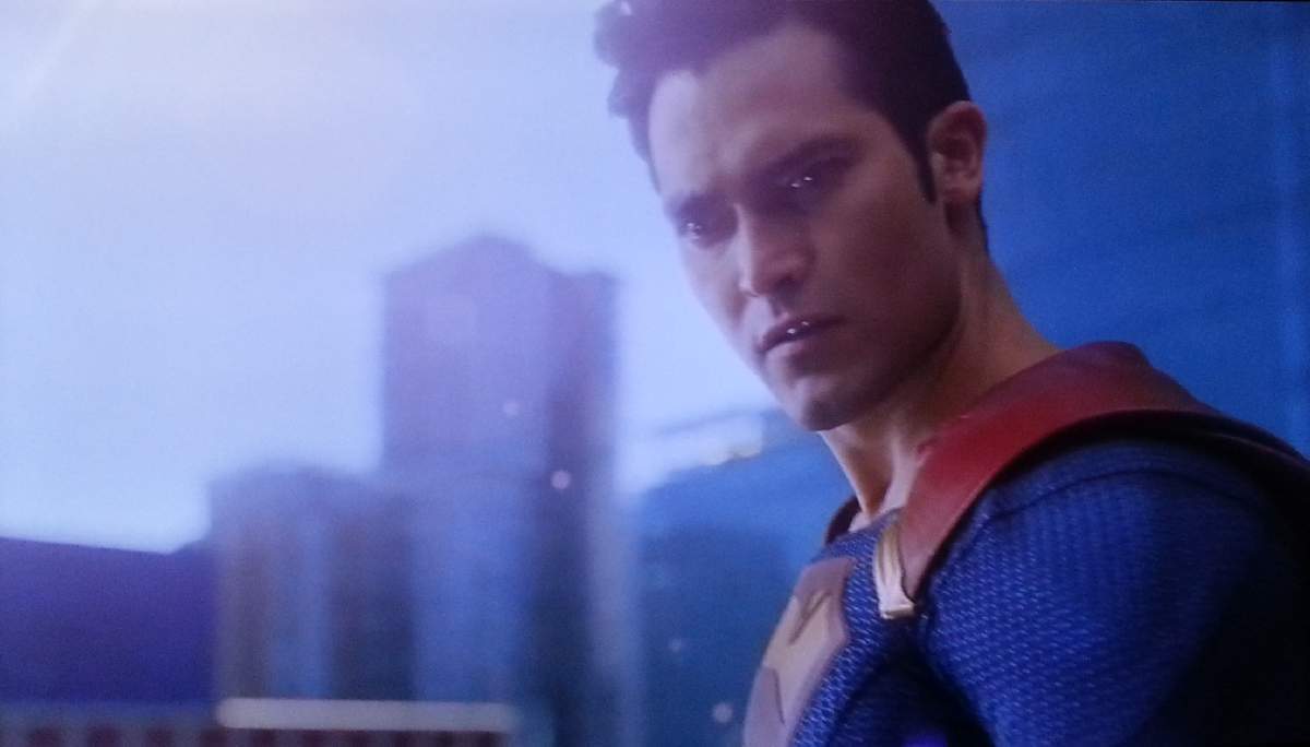 SUPERMAN IN SUPERGIRL