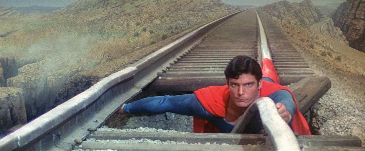 SUPERMAN BY CRHISTOPHER REEVE