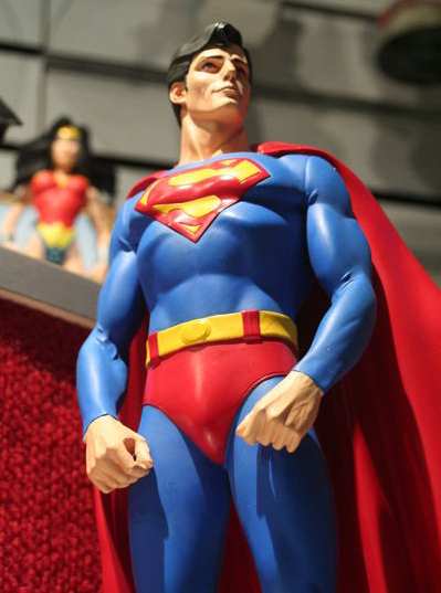 SUPERMAN FIGURE