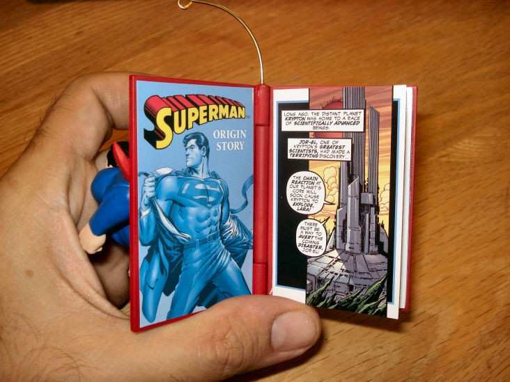 SUPERMAN COLLECTIBLES