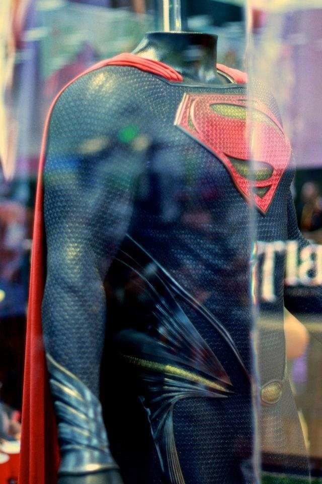 TRAJE DEL SUPERMAN DE ZACK SNYDER