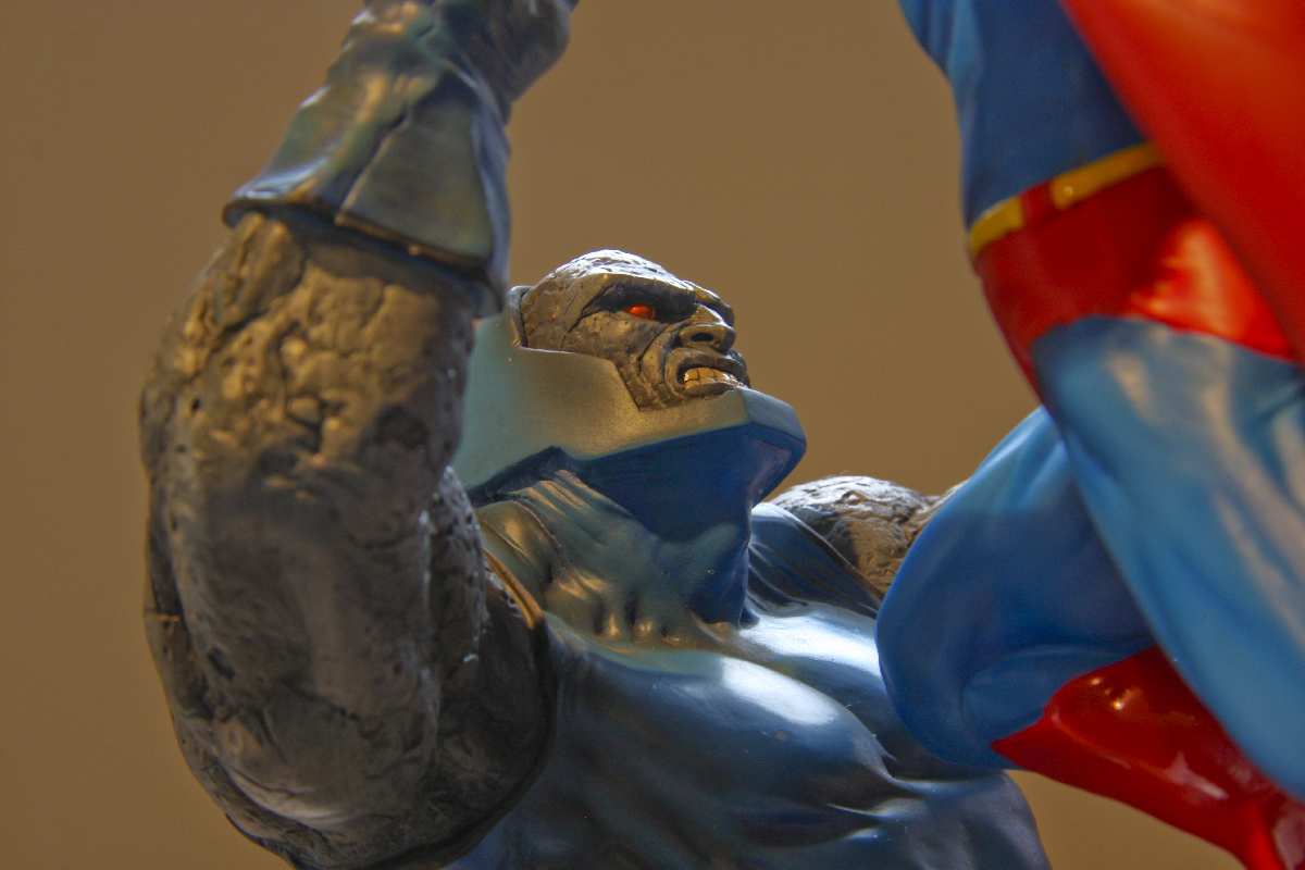 SUPERMAN VS. DARKSEID